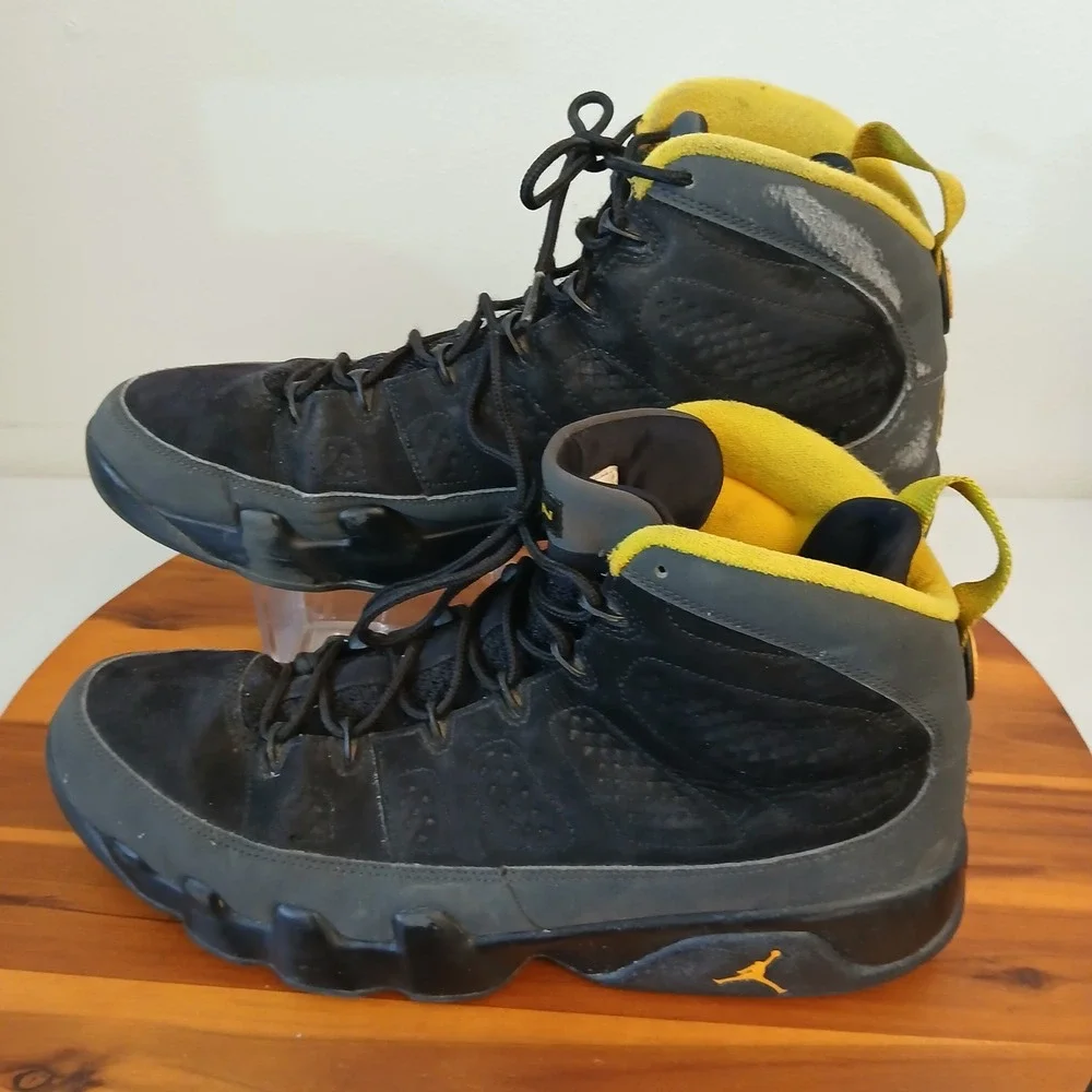 Jordan 9 Retro University Gold Mens Size 13 Black Shoes Sneakers CT8019-070
